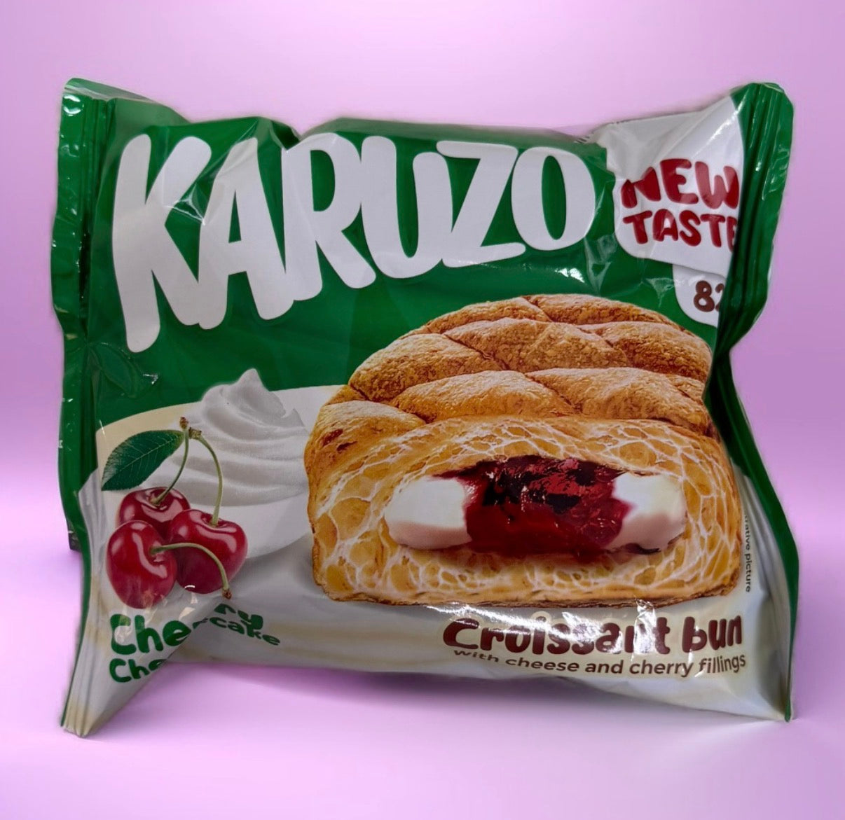 KARUZO Croissant Bun Cherry Cheesecake 82Gramm